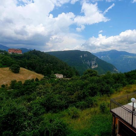 Hotel Serena Spiazzi Di Caprino Екстериор снимка