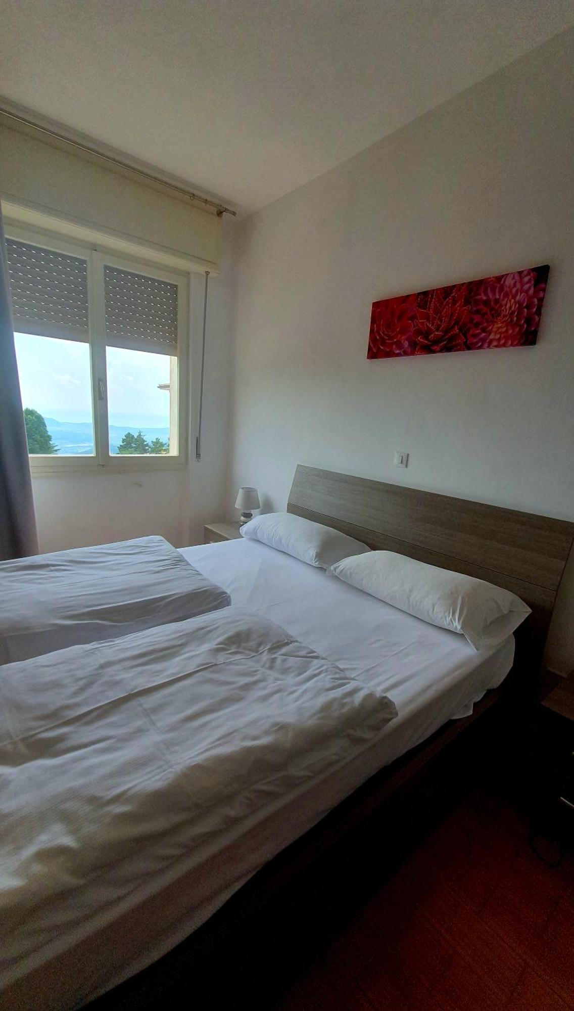 Hotel Serena Spiazzi Di Caprino Екстериор снимка