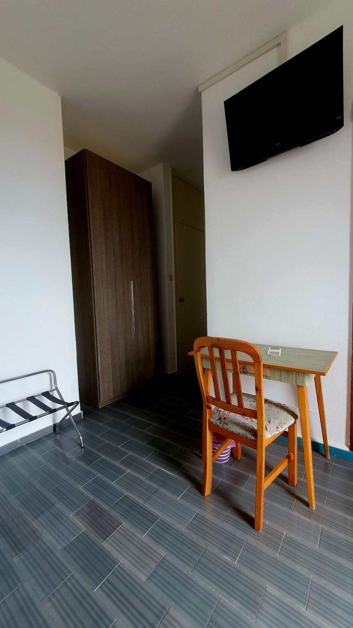 Hotel Serena Spiazzi Di Caprino Екстериор снимка