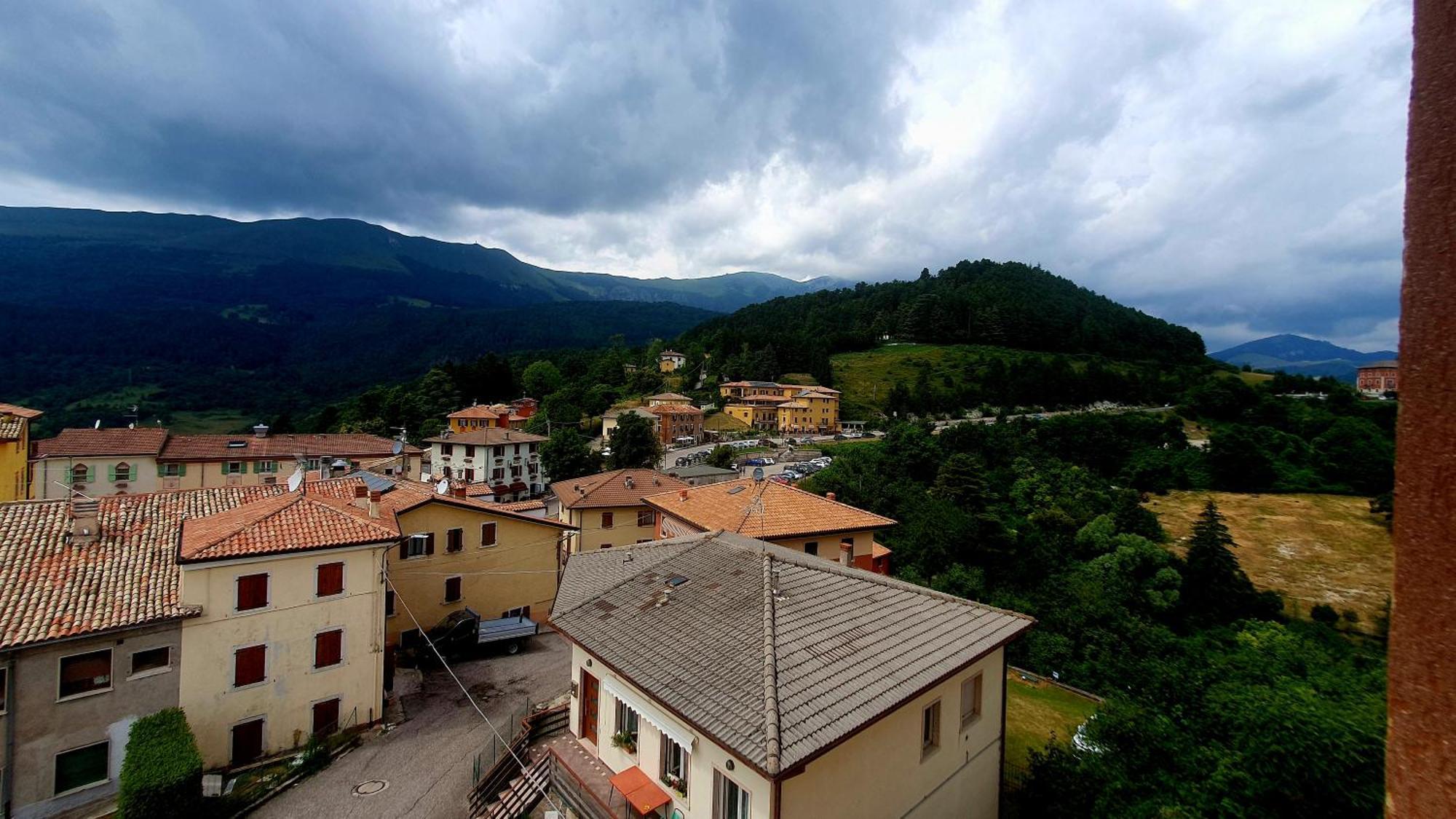 Hotel Serena Spiazzi Di Caprino Екстериор снимка