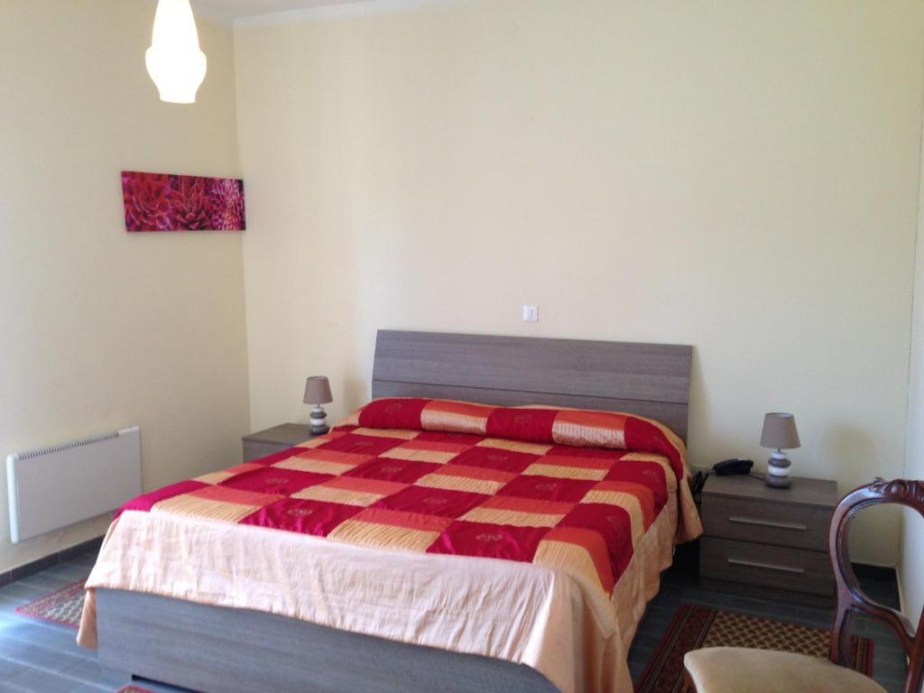 Hotel Serena Spiazzi Di Caprino Стая снимка