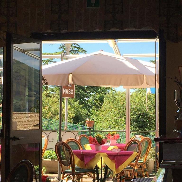 Hotel Serena Spiazzi Di Caprino Екстериор снимка